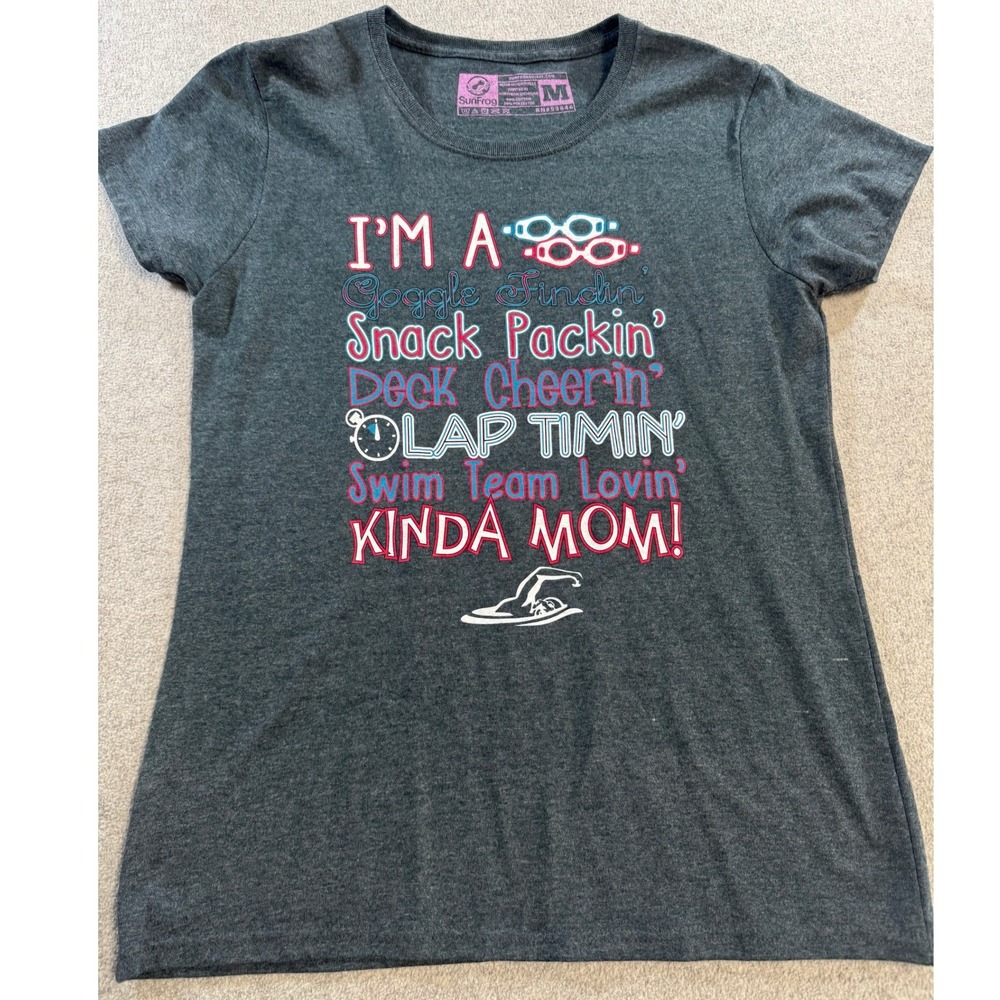 SunFrog Swim Mom Graphic T-Shirt Women‎ Size M Gray Short Sleeve Casual Sporty